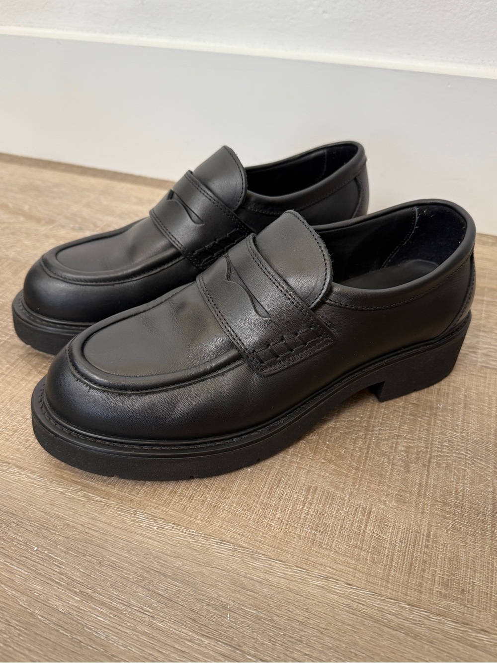 COS Size US 10 / EU 40 Chunky Leather Black Penny Loafers